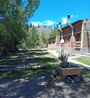 Las Vegas Ski Chalet | Cabañas Nuestras Raices Potrerillos