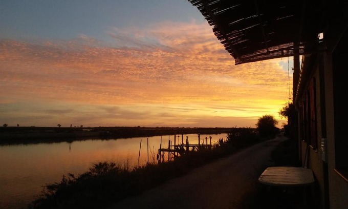 Frontignan House | Cabanès des Aresquiers