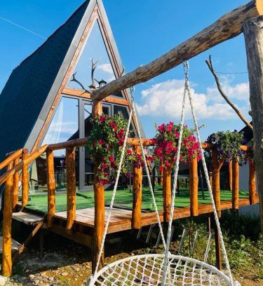 Curtea De Arges Ski Chalet | Cabana Ema