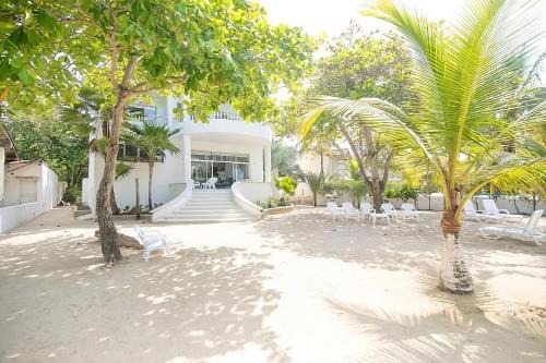 San Antero House | Cabana Mangle Playa Privada