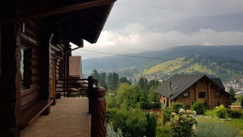 Vatra Dornei House | Cabana vultur2 strada popeni