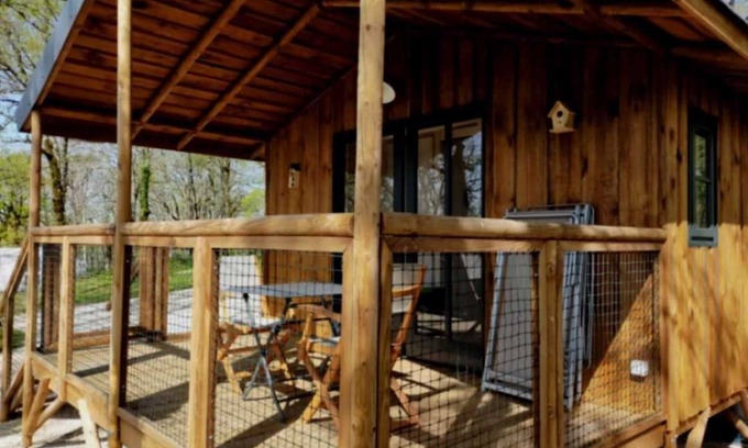 Saint-Cirq-Lapopie Cabin | Cabane 3 étoiles - Piscine - efchca