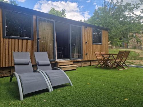 Vollore-Ville House | Cabane des Catalpas