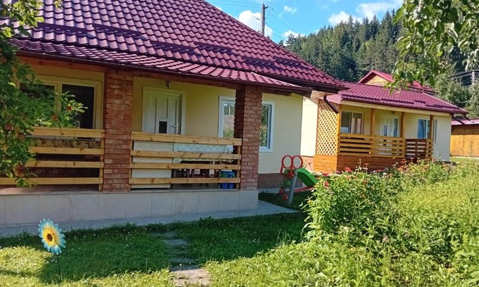 Poiana Teiului House | Cabanute pitoresti Poiana Largului