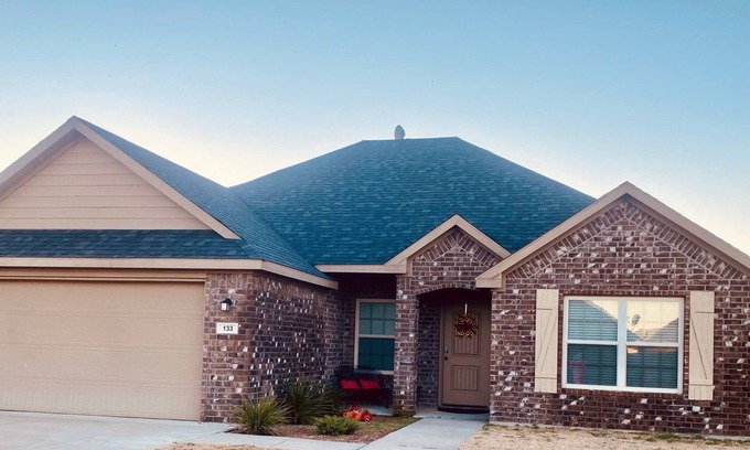 Calera House | *Cabernet Cottage* Sleeps 6. Minutes to Casino, Concerts, Lake, College