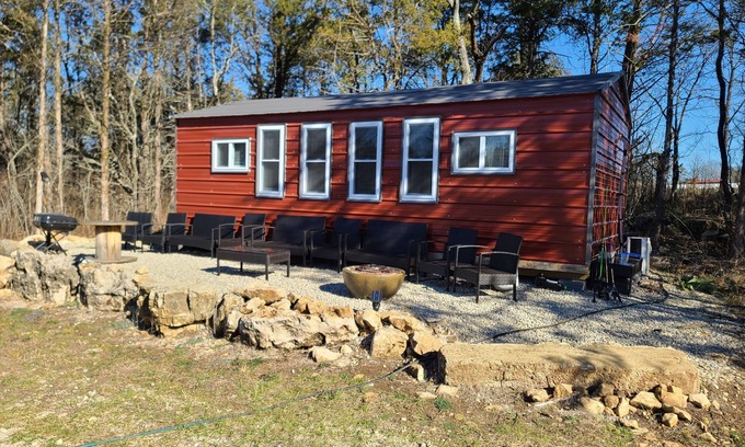 Leadwood Cabin | Cabin 1 at the Pallet Factory