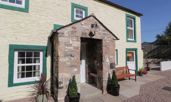 Clarencefield Cottage | Cabin ∙ 2 bedrooms ∙ 4 guests