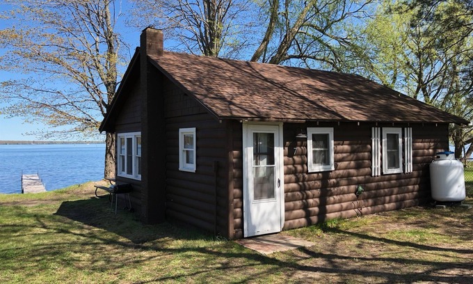 Carp Lake Cabin | Cabin #7 - "Waugoshance"
