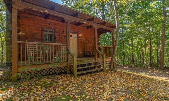 Stanardsville Cabin | Cabin #8 - The Shadows | 1 Bed, 1 Bath