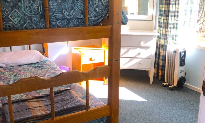 O'connell Bed & Breakfast | Cabin 9 has two separate rooms & sleeps 4. Guests have access to all amenities