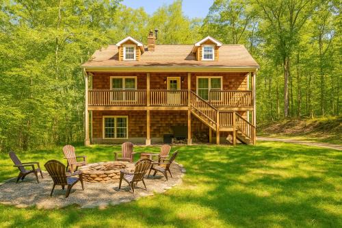 Catskill House | Cabin at Paradise Lake
