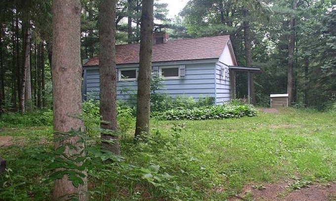 Friendship Cabin | Cabin Retreat Facing A Creek On 30 Acres