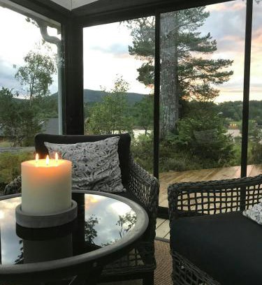 Torjulvagen House | Cabin With Views Over Straumsundet