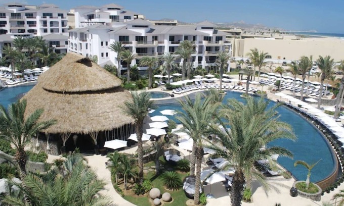 Zona Hotelera Resort | Cabo Azul Resort 2 BR Villa