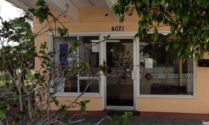 Indian Beach Sapphire Shores Hotel | Cadillac Motel