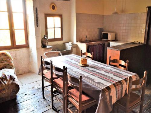 Bagat-en-Quercy House | Cahors Countryside Retreat