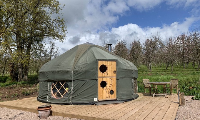 Ledbury RV Rental | Cai Yurt bespoke yurt with Outdoor Shower