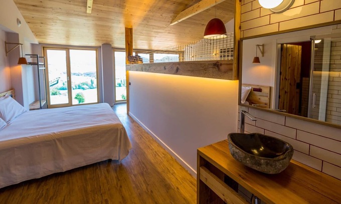 Taus Apartment | Cal Rossa Taus, Eco-Loft Manairons, SPA.