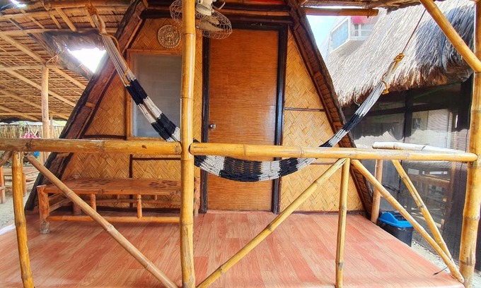 Calatagan House | Calatagan's Bahay Kubo - with Beach Access
