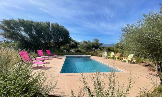 Calvi Apartment | Calenzana Trè - Appt avec piscine partagée