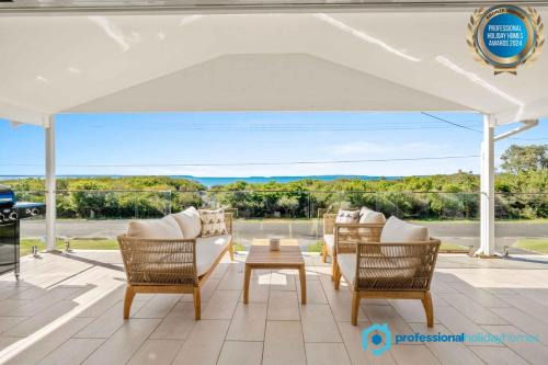 Callala Beach House | Callala Beach Walk - Beachfront with Fireplace