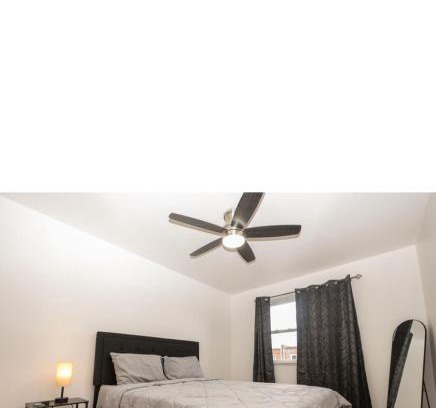 Canarsie House | Calm and collective