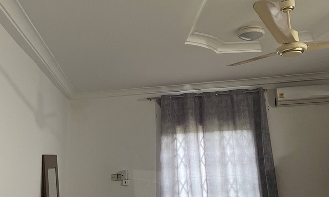 Pokuase House | Calm, peaceful space ideal for family