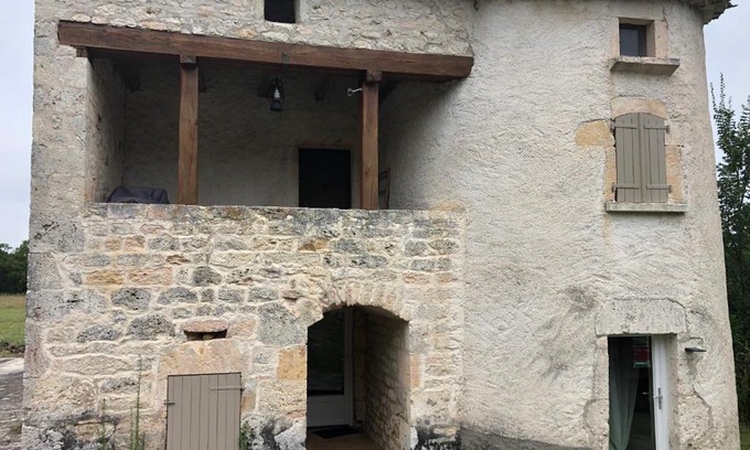 Castelnau-Montratier-Sainte-Alauzie House | Calme et tranquillité