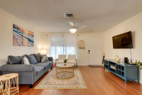 Clearwater House | Calming Getaway 9 Mi to Clearwater Beach!