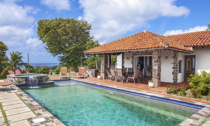 Gate Park Villa | Calypso Court 3BR in Saddleback by Personal Villas - Hacienda-Style Haven