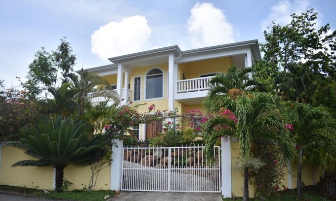 Corinthe Villa | Calypso Villa - Upper Level Spacious Secluded Dwelling