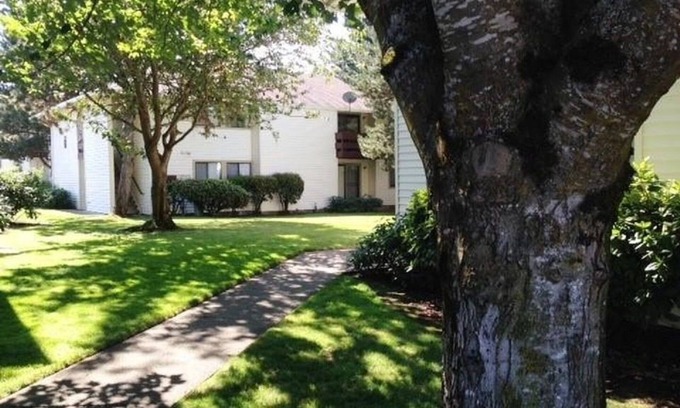 Centennial House | Came home to the foot of the apartment