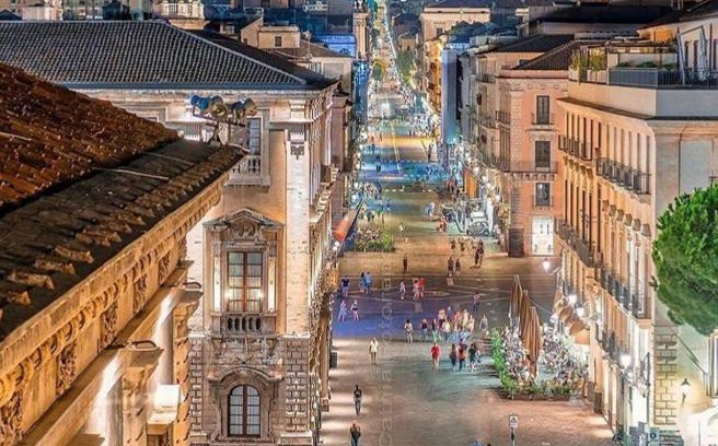 Catania City Centre Apartment | Camere ad ORE - Acireale