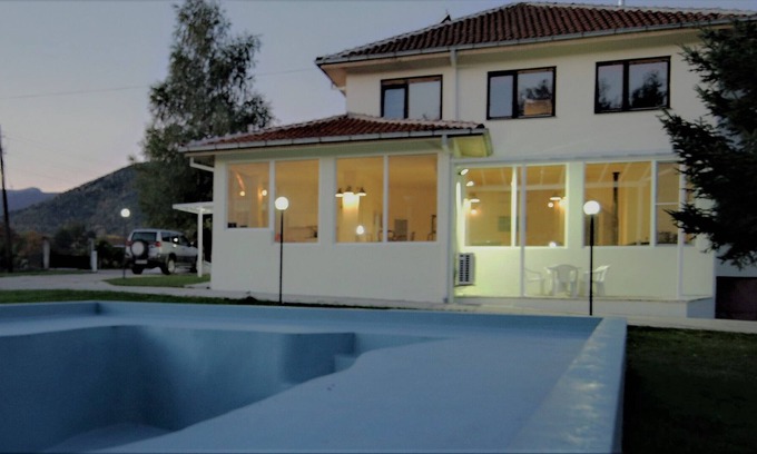 Bitola RV Rental | CAMP AMBASADOR BRATIN DOL