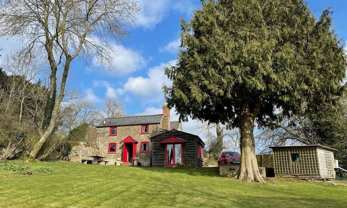 Woolhope Cottage | Camp Cottage the perfect escape and hideaway for a couple and dogs