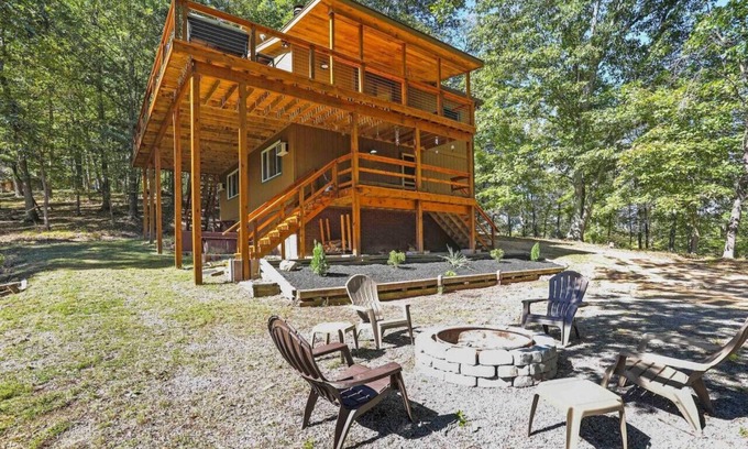 Great Cacapon Cabin | Camp Dancing Bears -riverfront, wifi, fire pit, fireplace, grill, king