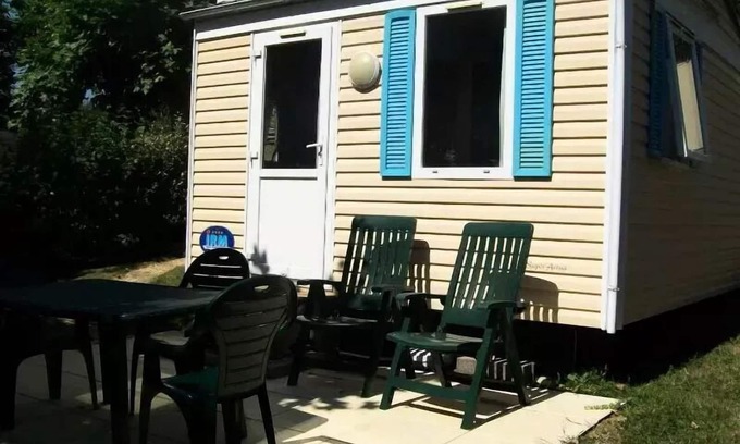 Villefranche-du-Perigord House | CAMPING THE BASTIDE * - Mobile Home 1 bedroom with sanitary ASTRIA 17,3 m2 2 people