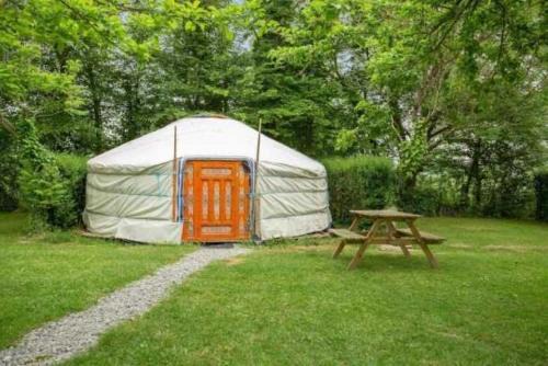 Plessix-Balisson Other | Camping 1 étoile - ccaegif