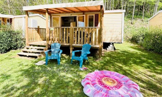 Jumilhac-le-Grand House | Camping 3 étoiles - ccaiddd