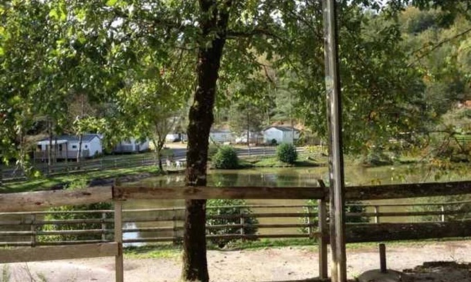 Correze House | Camping 3 étoiles - Piscine - eehihf