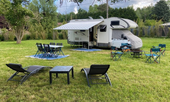 Le Vaudoue House | Camping car au Charme de la Forêt. Forêt des Trois Pignons. Le Cul du Chien.