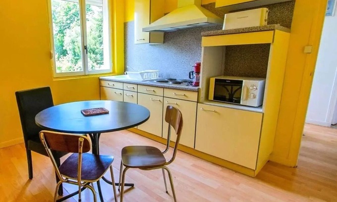 Saint-Honore-les-Bains Apartment | Camping des Bains * - Apartment n°3 - 2 bedrooms 2 to 4 people - 2 pers. included in the tariff