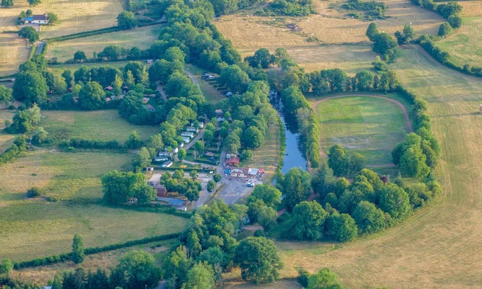 Epinac RV Rental | Camping du Pont Vert