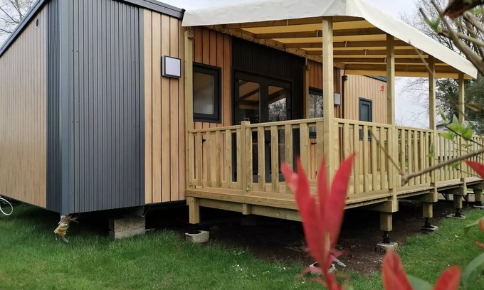 Pont-Scorff House | Camping Entre Terre et Mer * - Mobil home Privilege (2 bedrooms) 4 people