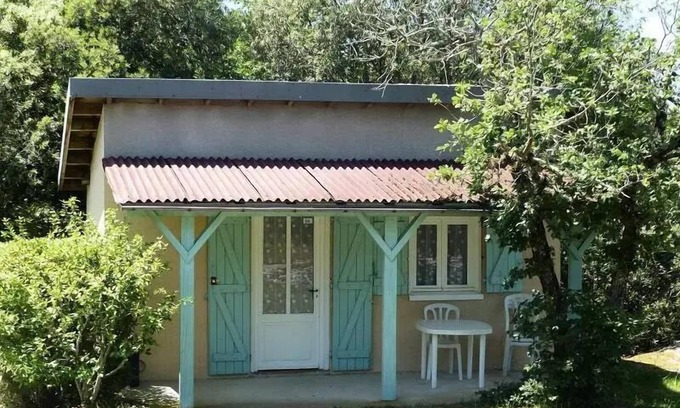 Brousses-et-Villaret Villa | Camping Flower Le Martinet Rouge * - 2 room bungalow for 4 people