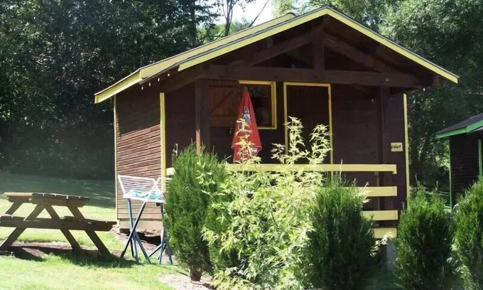 Saint-Paulien House | Camping Flower La Rochelambert * - Green cabin for 4 people without toilets