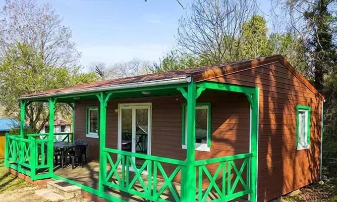 Saint-Gaultier Ski Chalet | Camping L'Oasis du Berry **** - Chalet N°24 4 rooms 7 people