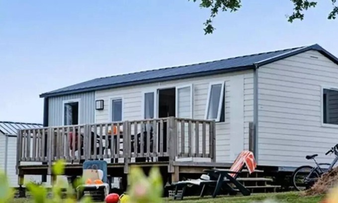 Guerard House | Camping Le Chêne Gris* - Comfort XL mobile home 3 rooms 4/6 people Air-conditioned 2 bathrooms