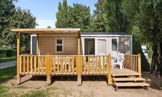 Castelnau-de-Montmiral House | Camping Le Chêne Vert* - Classic XL mobile home 3 rooms 4 people