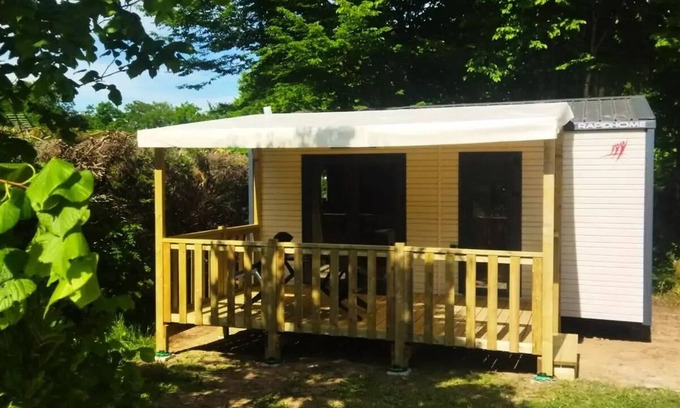 Saint-Gerons House | Camping Les Rives du lac Cantalès * - Mobile home 1 bedroom Couple 2 people